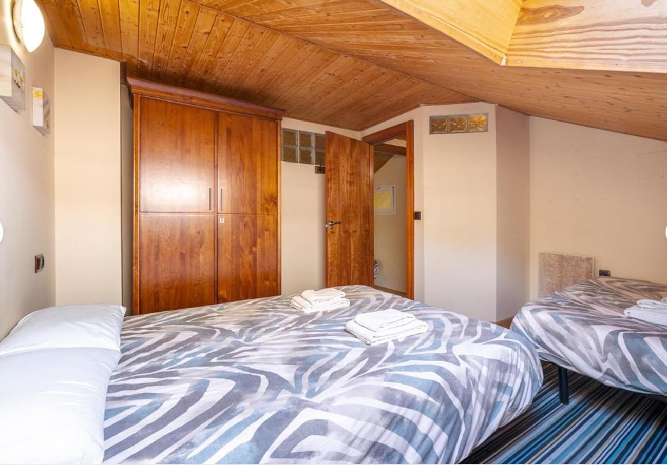 Vista Nevada Ski Lodge Sierra Nevada Room photo